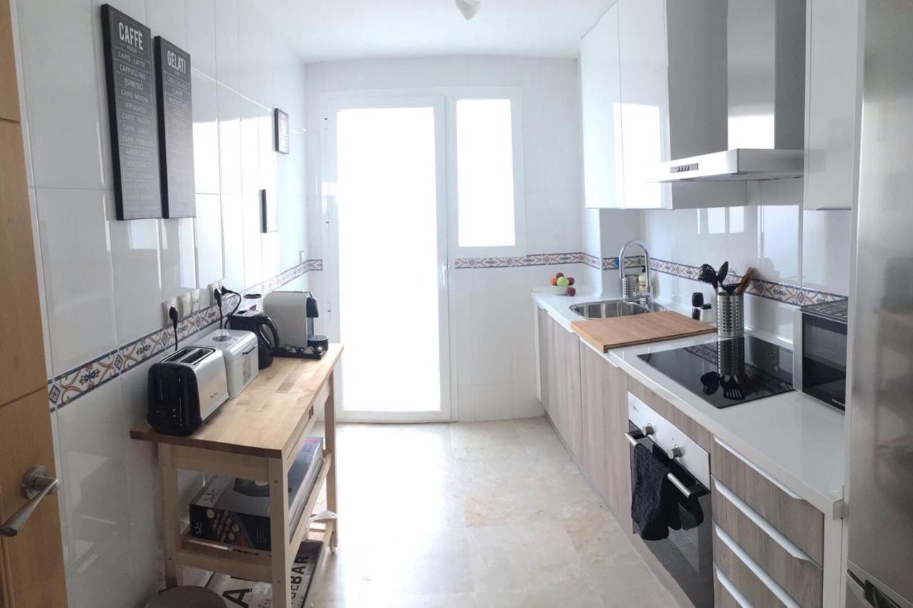 2201-Lovely 2 Bedrooms With Terrace And Pool Manilva Εξωτερικό φωτογραφία